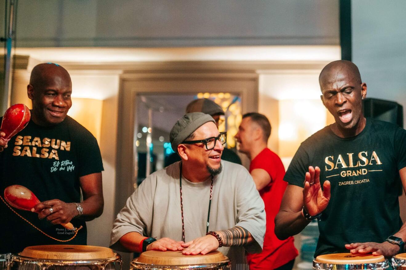 FEATURE STYLE  ZIG-ZAG - 32 (17) (1).jpg