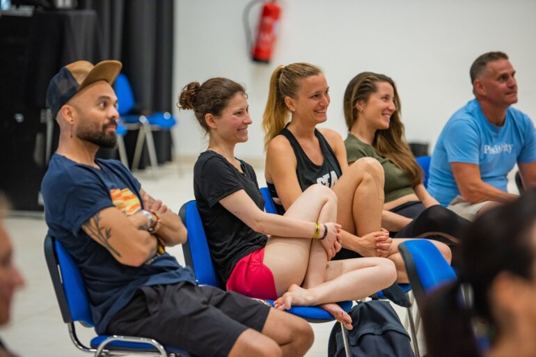 Dive into our seminars: Learn, connect & get inspired!